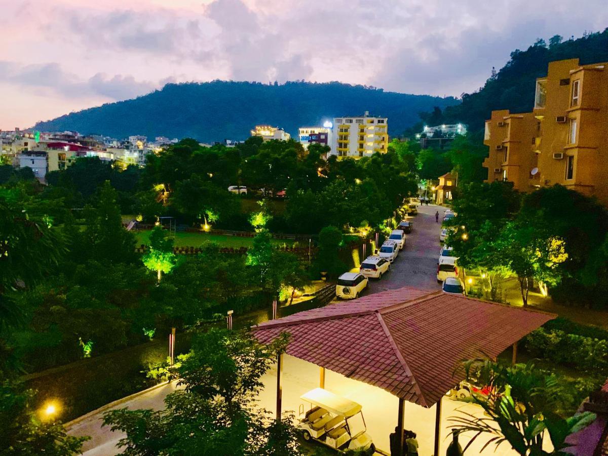 Aloha Serenity Apartments Risikés Kültér fotó